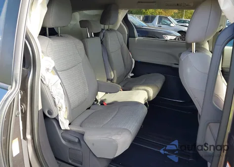 2021 Toyota Sienna Le из США, поврежденный, VIN 5TDKRKEC5MS038145